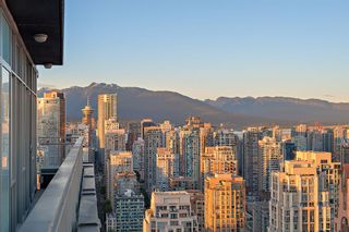 Photo 4: 4105 1372 SEYMOUR Street in Vancouver: Downtown VW Condo for sale in "THE MARK" (Vancouver West)  : MLS®# R2072885