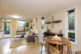 Photo 11: 101 562 E 7TH Avenue in Vancouver: Mount Pleasant VE Condo for sale in "8 ON 7" (Vancouver East)  : MLS®# R2212235