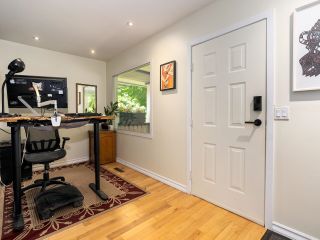 Photo 5: 956 E 17TH Avenue in Vancouver: Fraser VE House for sale (Vancouver East)  : MLS®# R2707244