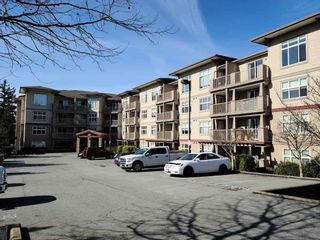 Photo 2: 407 2515 PARK Drive in Abbotsford: Central Abbotsford Condo for sale in "Viva on Park" : MLS®# R2545843