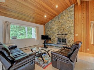 Photo 3: 9508 Inverness Rd in NORTH SAANICH: NS Ardmore House for sale (North Saanich)  : MLS®# 783777