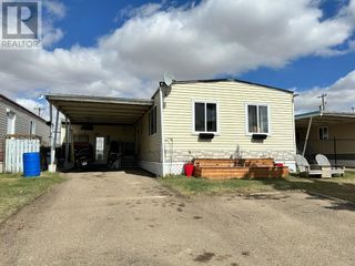 Photo 1: 18, 5308 57 Street in Lloydminster: House for sale : MLS®# A2126974