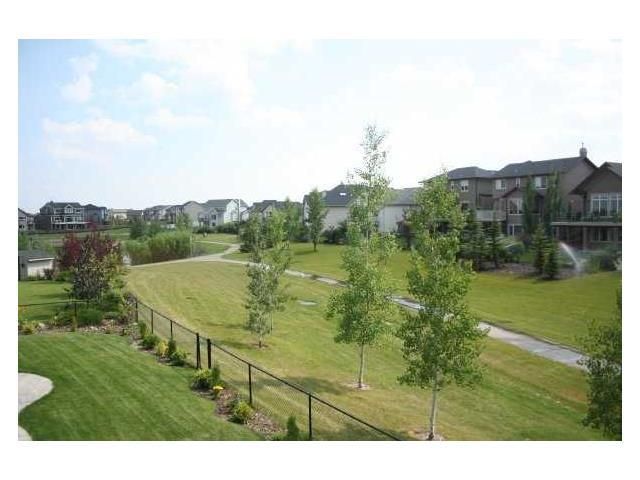 Main Photo: 378 INVERNESS Park SE in Calgary: Residential for sale : MLS®# C3519882