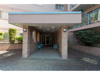 Photo 2: 109 33110 GEORGE FERGUSON Way in Abbotsford: Central Abbotsford Condo for sale in "Tiffany Park" : MLS®# R2189830