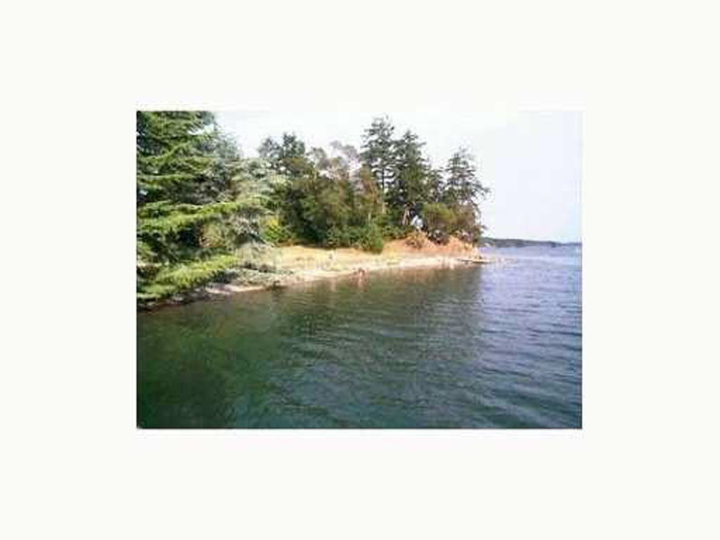 Main Photo: Lot 46 NOSE POINT Road: Salt Spring Island Land for sale in "MARACAIBO" (Islands-Van. & Gulf)  : MLS®# R2342095