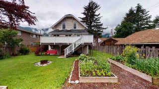Photo 33: 38054 FIFTH Avenue in Squamish: Downtown SQ House for sale : MLS®# R2465104