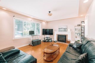 Photo 2: 1714 TENTH Avenue in New Westminster: West End NW House for sale : MLS®# R2498348