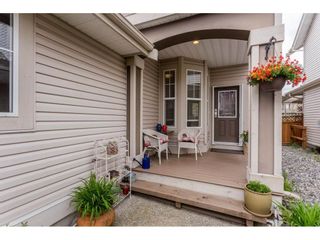 Photo 2: 21143 82A Avenue in Langley: Willoughby Heights House for sale : MLS®# R2264575