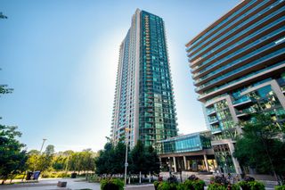 Main Photo: 710 215 Fort York Boulevard in Toronto: Waterfront Communities C1 Condo for sale (Toronto C01)  : MLS®# C7387098