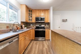Photo 13: 665 FORESTHILL Place in Port Moody: North Shore Pt Moody House for sale : MLS®# R2871539