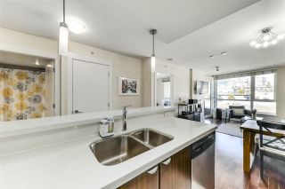 Photo 9: 702 160 W 3RD Street in North Vancouver: Lower Lonsdale Condo for sale in "ENVY" : MLS®# R2542885