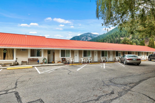 Photo 3: 12 rooms Motel for sale Kamloops BC: Business with Property for sale : MLS®# 164069
