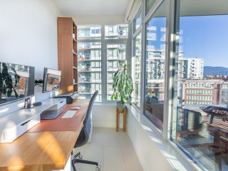 Photo 19: 1502 111 E 1ST Avenue in Vancouver: Mount Pleasant VE Condo for sale in "Block100" (Vancouver East)  : MLS®# R2634217