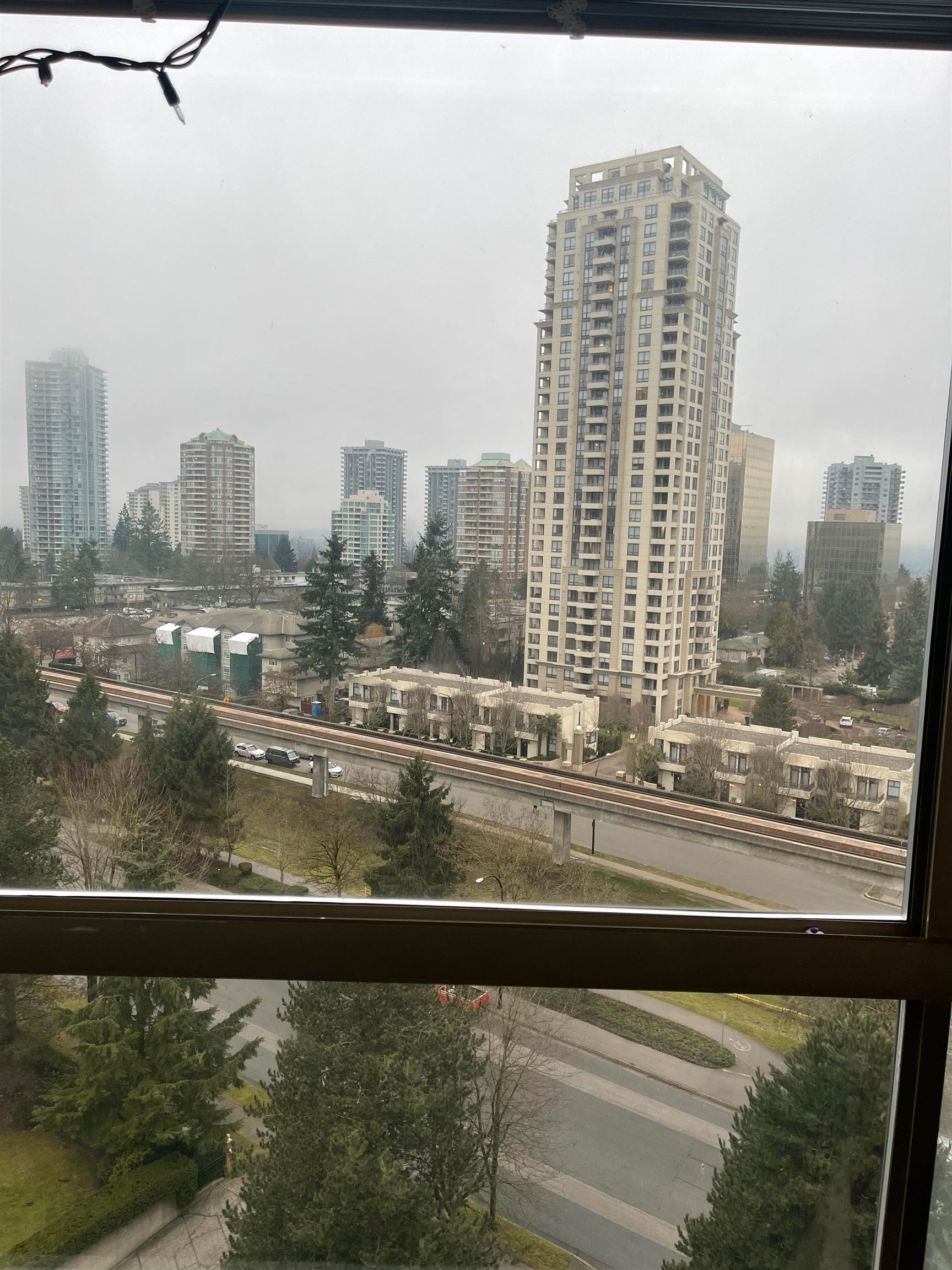Main Photo: 1206 4350 BERESFORD Street in Burnaby: Metrotown Condo for sale in "Carlton on the park" (Burnaby South)  : MLS®# R2646519