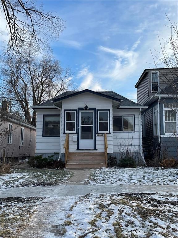 Main Photo: 606 Rosedale Avenue in Winnipeg: Fort Rouge Residential for sale (1Aw)  : MLS®# 202331654