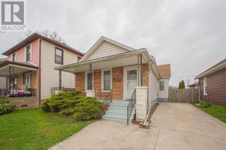 Photo 1: 859 WELLINGTON in Windsor: House for sale : MLS®# 24010340