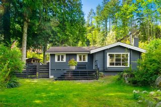 Photo 2: 1022 MILLER Road: Bowen Island House for sale : MLS®# R2878509