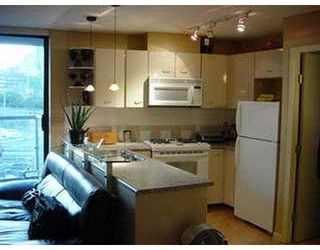 Photo 6: 707 501 PACIFIC ST in Vancouver: Downtown VW Condo for sale in "THE 501" (Vancouver West)  : MLS®# V594024