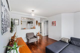 Photo 5: 403 288 8 Ave in Vancouver: Mount Pleasant VE Condo for sale (Vancouver East)  : MLS®# r2008078