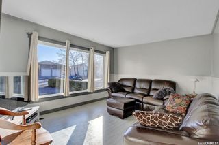 Photo 3: 2850 Lacon Street in Regina: Douglas Place Residential for sale : MLS®# SK875251