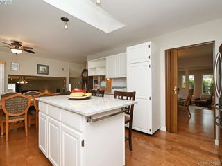 Photo 8: 4617 Falaise Dr in VICTORIA: SE Broadmead House for sale (Saanich East)  : MLS®# 821716