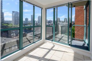 Photo 9: 907 939 HOMER Street in Vancouver: Yaletown Condo for sale in "THE PINNACLE" (Vancouver West)  : MLS®# R2463453