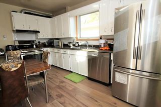 Photo 2: 950 Moncton Avenue in Winnipeg: East Kildonan Residential for sale (3B)  : MLS®# 202025545