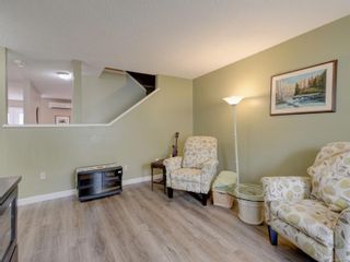 Photo 3: 48 7925 Simpson Rd in Central Saanich: CS Saanichton Row/Townhouse for sale : MLS®# 901743