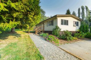 Photo 1: 23760 68 Avenue in Langley: Salmon River Manufactured Home for sale : MLS®# R2781738