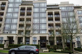 Photo 1: 601 9320 UNIVERSITY Crescent in Burnaby: Simon Fraser Univer. Condo for sale in "One University" (Burnaby North)  : MLS®# R2237004