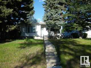 Photo 1: 9543 87 Street in Edmonton: Zone 18 House for sale : MLS®# E4375036