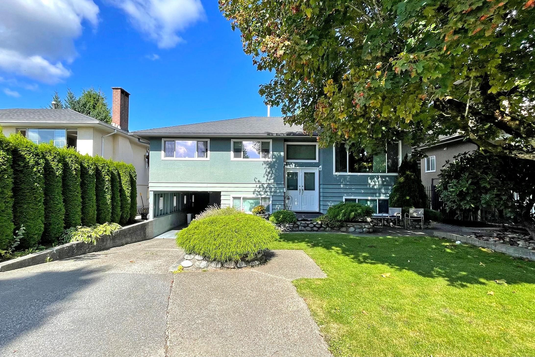 Main Photo: 6535 GEORGIA Street in Burnaby: Sperling-Duthie House for sale (Burnaby North)  : MLS®# R2618569