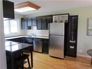Photo 2: 5608 LADBROOKE Drive SW in CALGARY: Lakeview Residential Detached Single Family for sale (Calgary)  : MLS®# C3586531