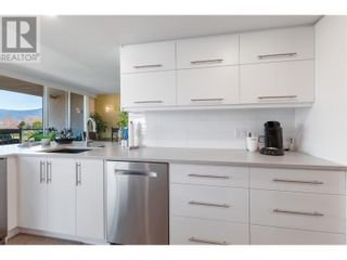 Photo 4: 86 Lakeshore Drive Unit# 203 in Penticton: House for sale : MLS®# 10310759