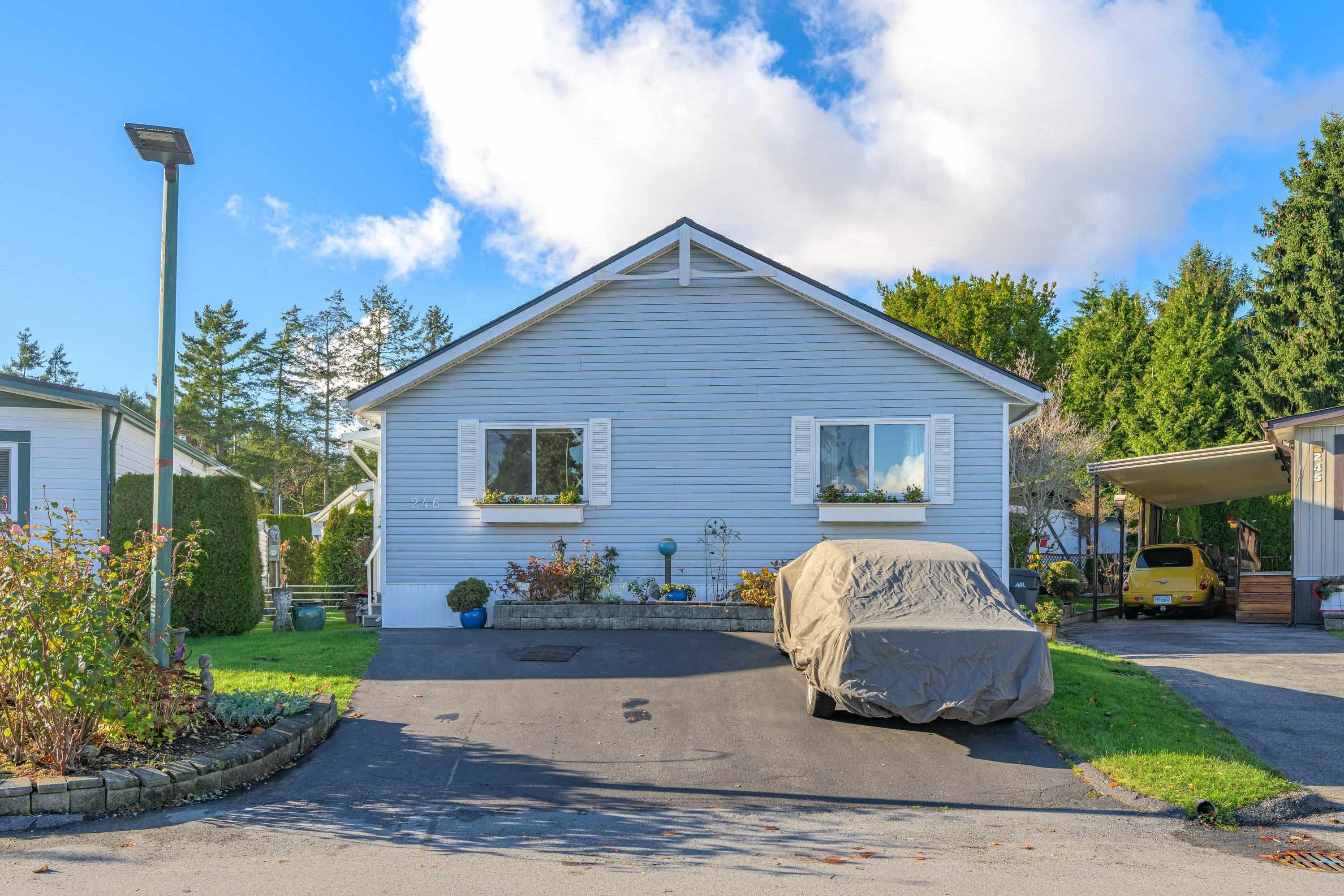 Main Photo: 246 1840 160TH Street in Surrey: King George Corridor Manufactured Home for sale in "BREAKAWAT BAYS" (South Surrey White Rock)  : MLS®# R2832559