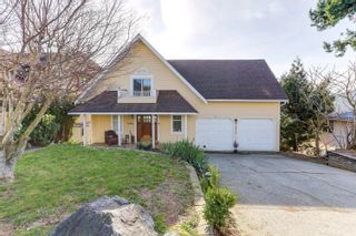 Photo 1: 35714 SUNRIDGE Place in Abbotsford: Abbotsford East House for sale : MLS®# R2653358