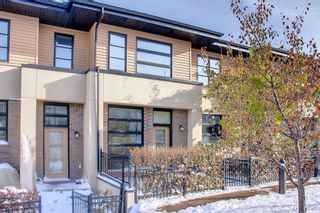 Photo 1: 178 Aspen Hills Villas SW in Calgary: Aspen Woods Row/Townhouse for sale : MLS®# A2009865