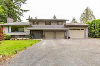 Photo 2: 4533 SOUTHRIDGE Crescent in Langley: Murrayville House for sale in "Murrayville" : MLS®# R2700703