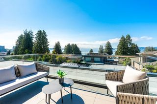 Photo 3: 2586 MARINE Drive in West Vancouver: Dundarave House for sale : MLS®# R2794029