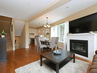 Photo 4: 1 2311 Watkiss Way in VICTORIA: VR Hospital Row/Townhouse for sale (View Royal)  : MLS®# 821869