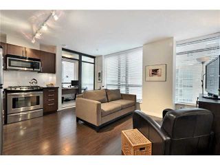 Photo 1: 809 1068 W BROADWAY in Vancouver: Fairview VW Condo for sale in "THE ZONE" (Vancouver West)  : MLS®# V865216