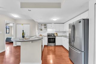 Photo 10: 402 2665 W BROADWAY in Vancouver: Kitsilano Condo for sale in "THE MAGUIRE BUILDING" (Vancouver West)  : MLS®# R2872163