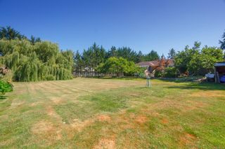 Photo 33: 1546 Keating Cross Rd in Central Saanich: CS Keating House for sale : MLS®# 851254