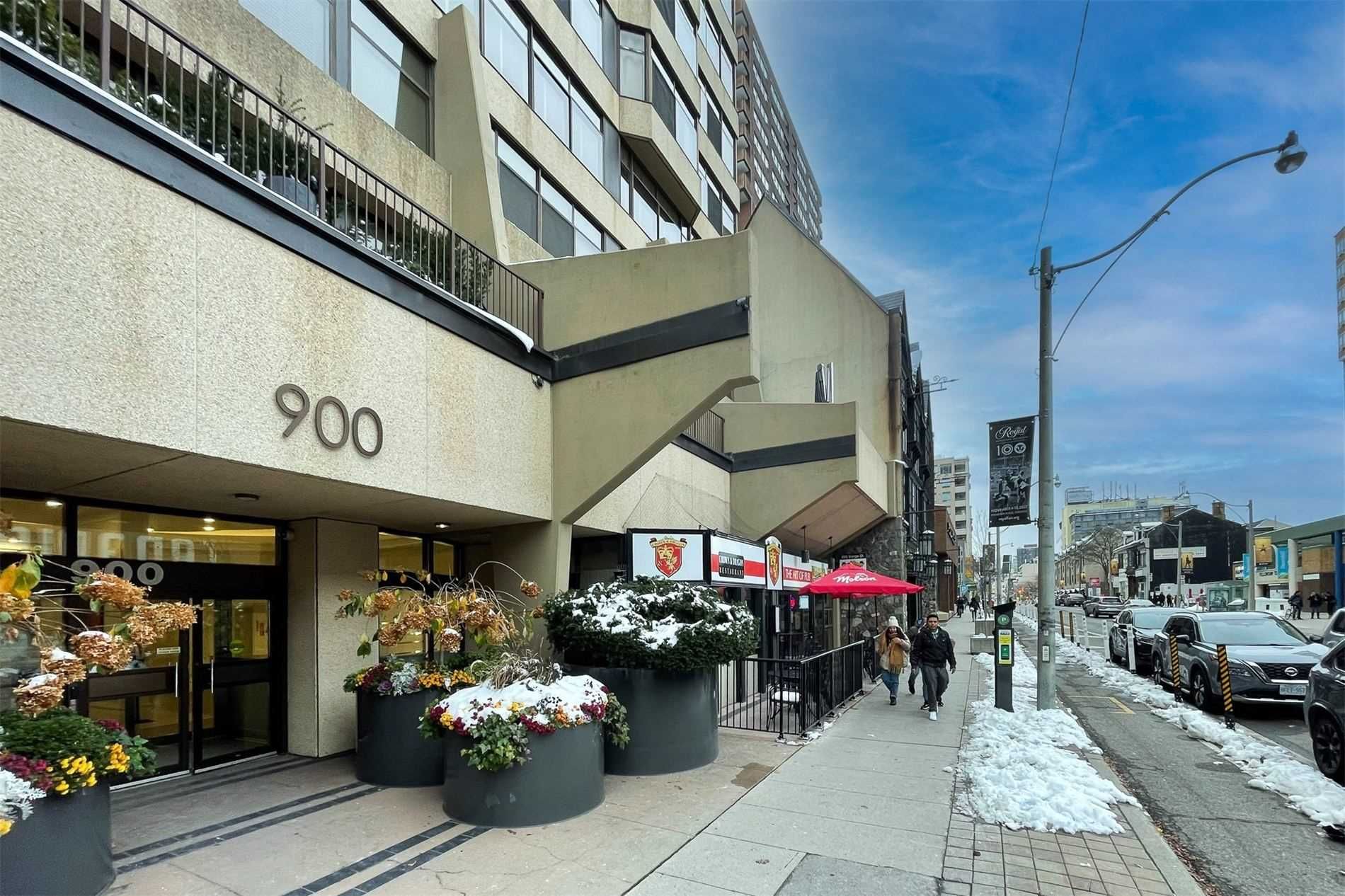 Main Photo: Unit803 900 Yonge Street in Toronto: Annex Condo for sale (Toronto C02)  : MLS®# C5836002