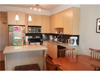 Photo 6: 207 707 E 20TH Avenue in Vancouver: Fraser VE Condo for sale in "BLOSSOM" (Vancouver East)  : MLS®# V949117
