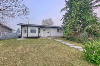 Main Photo: 304 Penworth Drive SE in Calgary: Penbrooke Meadows Detached for sale : MLS®# A2051004