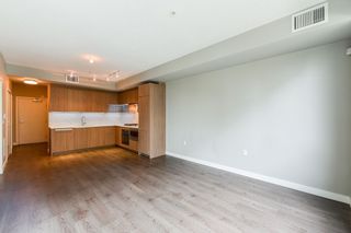 Photo 9: 126 9388 ODLIN Road in Richmond: West Cambie Condo for sale in "OMEGA" : MLS®# R2309657