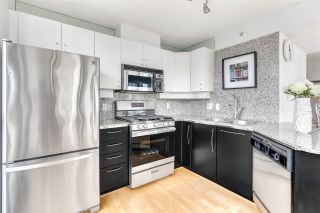 Photo 5: 1203 1238 RICHARDS Street in Vancouver: Yaletown Condo for sale in "Metropolis" (Vancouver West)  : MLS®# R2472141