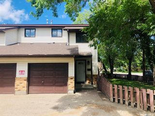 Main Photo: 1640A Central Avenue in Saskatoon: Sutherland Residential for sale : MLS®# SK911010