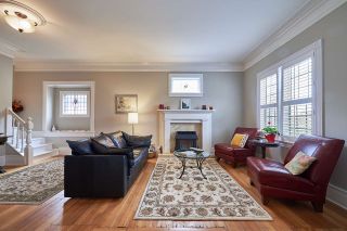 Photo 2: 375 KEARY Street in New Westminster: Sapperton House for sale : MLS®# R2149361